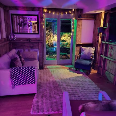 דירות הייסטינגס Seaside Hideaway St Leonards מראה חיצוני תמונה
